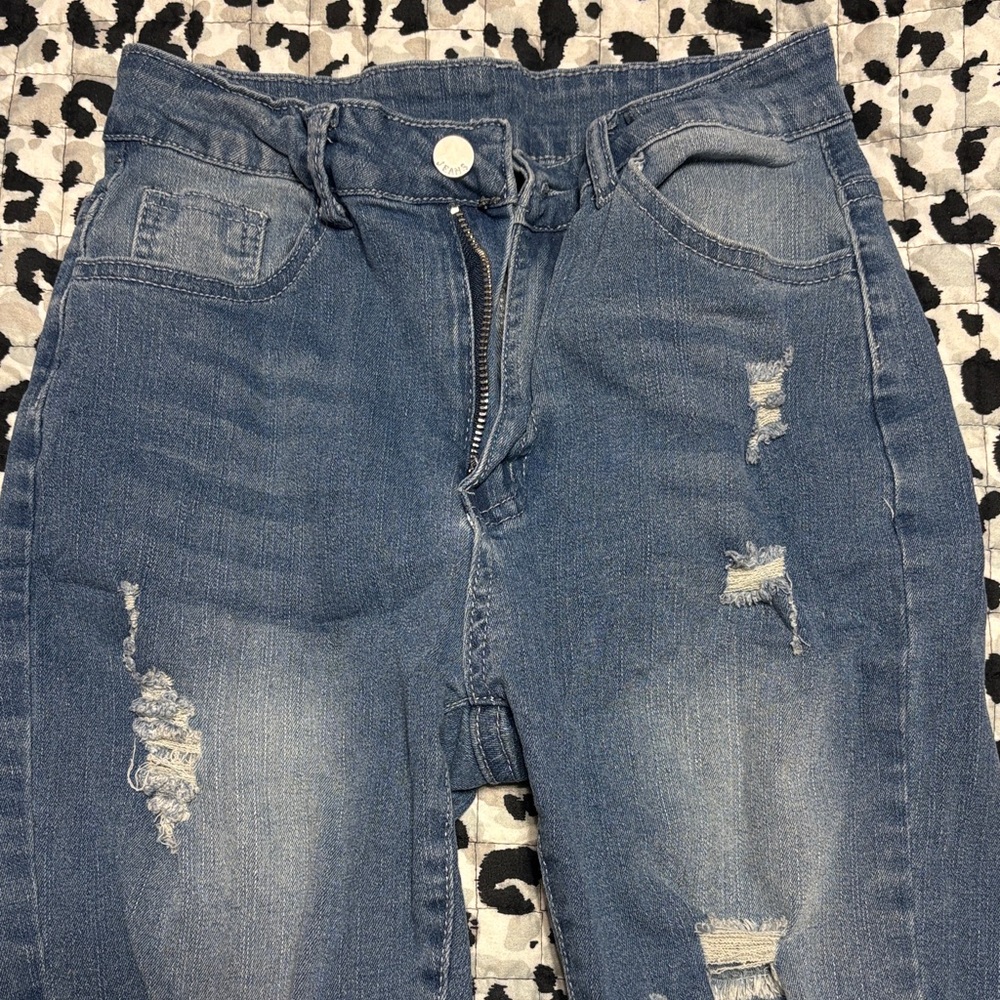 SHEIN High Rise Distressed Denim Jeans
